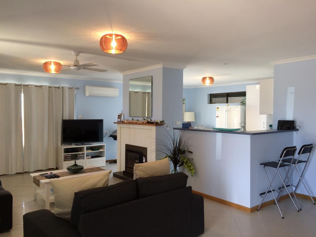 Salty Air Apartments Kingscote Kangaroo Island Eksteriør billede